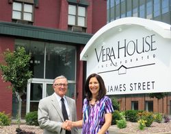 Senator DeFrancisco Announces $25,000 Grant to Support Vera House